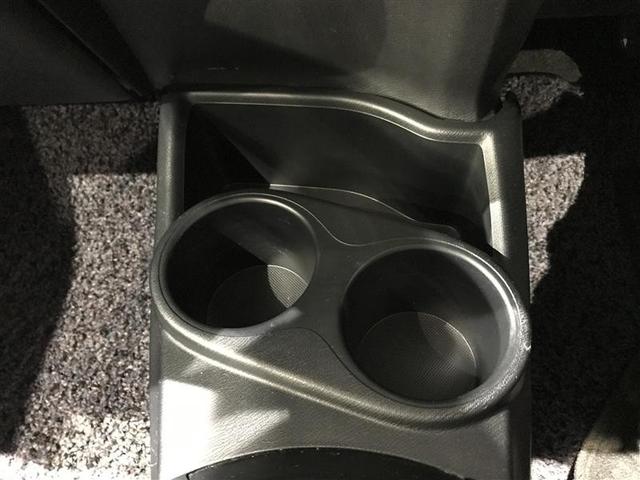 アクア Ｓスタイルブラック　ＡＵＸ端子　記録簿あり　バックモニタ－　ナビＴＶ　イモビライザー　スマートキープッシュスタート　ＥＴＣ付き　Ｗエアバッグ　キーフリ　メモリーナビゲーション　横滑り防止装置付き　１セグ　ＡＢＳ　ＰＳ（20枚目）