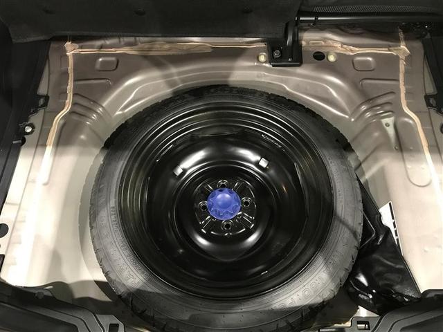 アクア Ｓスタイルブラック　ＡＵＸ端子　記録簿あり　バックモニタ－　ナビＴＶ　イモビライザー　スマートキープッシュスタート　ＥＴＣ付き　Ｗエアバッグ　キーフリ　メモリーナビゲーション　横滑り防止装置付き　１セグ　ＡＢＳ　ＰＳ（24枚目）