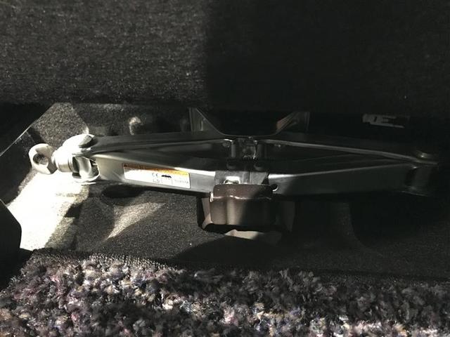 アクア Ｓスタイルブラック　ＡＵＸ端子　記録簿あり　バックモニタ－　ナビＴＶ　イモビライザー　スマートキープッシュスタート　ＥＴＣ付き　Ｗエアバッグ　キーフリ　メモリーナビゲーション　横滑り防止装置付き　１セグ　ＡＢＳ　ＰＳ（25枚目）