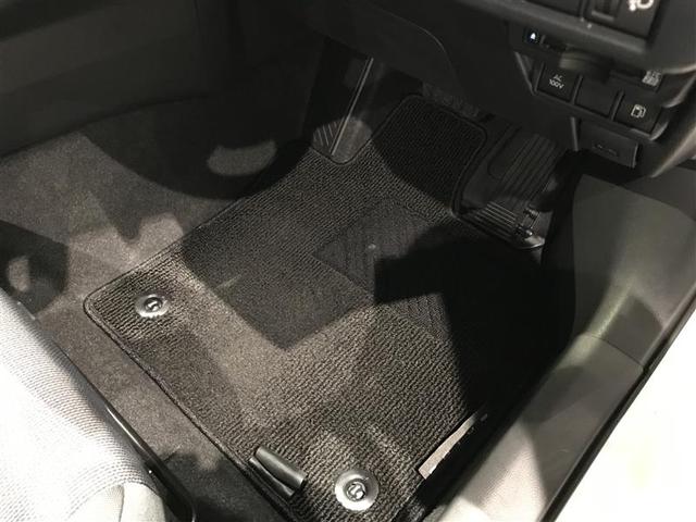 プリウス Ｘ　アルミホイール　盗難防止装置　フルセグＴＶ　１００Ｖ電源　ＬＥＤ　ＴＶナビ　記録簿　ＥＳＣ　クルコン　ミュージックプレイヤー接続可　スマートキー　ＡＣ　キーフリー　ドライブレコーダー　メモリーナビ（24枚目）