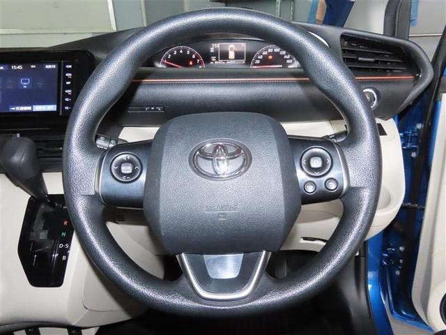 シエンタ X ETC装備 Sキー 地デジ バックガイドモニター 運転席助手席エアバック マニュアルエアコン キーフリーシステム メンテナンスノート メモリーナビゲーション 横滑防止装置 エアバック付き 三列シート(8枚目)