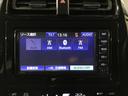 プリウス Ｓ　取説記録簿　ＥＳＣ　スマートキ－　メモリーナビゲーション　ＬＥＤヘッドライト　ＥＴＣ車載器　フルオートエアコン　ナビ　クルーズコントロール　エアバッグ　イモビ　パワーウインドウ　ＰＳ　サイドエアバック（5枚目）
