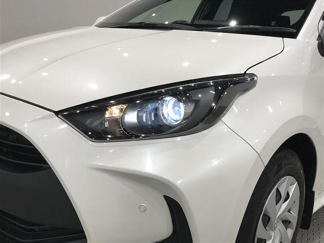 ヤリス X PCS スマートキーシステム ナビ&TV DVD再生可 地デジ 横滑り防止装置付き 記録簿有 ワイヤレスキー バックガイドモニター 盗難防止 サイドエアバック エアコン Wエアバッグ パワーウインドウ(32枚目)