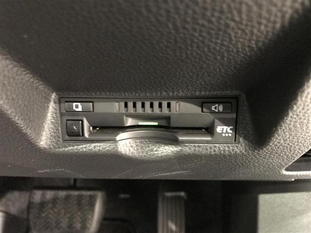 ヤリスクロス ハイブリッドＧ　ＴＳＳ　イモビライザー　バックモニタ－　記録簿有　エアコン　インテリキー　パワーウィンド　Ｗエアバック　オートクルーズ　メディアプレイヤー接続　キーフリー　ドライブレコーダー　横滑防止装置　エアバッグ（11枚目）