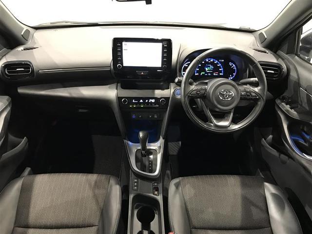 ヤリスクロス ハイブリッドZ ドライブレコーダ インテリジェントキー アルミホイル LEDライト リアカメラ クルーズコントロール 整備記録簿 横滑り防止システム ナビTV メモリーナビゲーション 電動シ-ト パワステ キーフリー(2枚目)