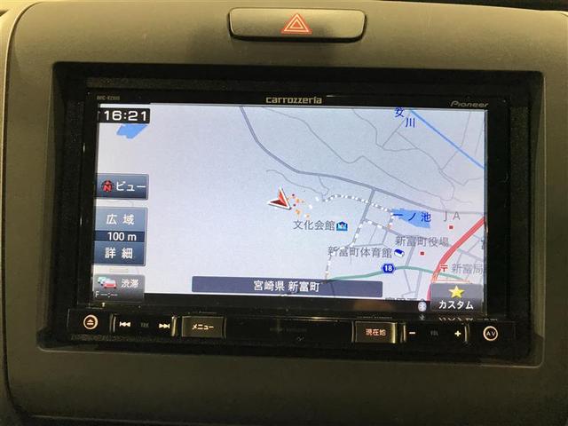 フリード＋ Ｇ　ＡＷ　ウォークスルー　メモリーナビ　盗難防止装置　アイドリングストップ　ＬＥＤヘッド　Ｒカメ　ＥＳＣ　エアバック　ＥＴＣ車載器　パワーウインドウ　スマートキー　ＡＢＳ　フルオートエアコン　Ｗエアバッグ（5枚目）