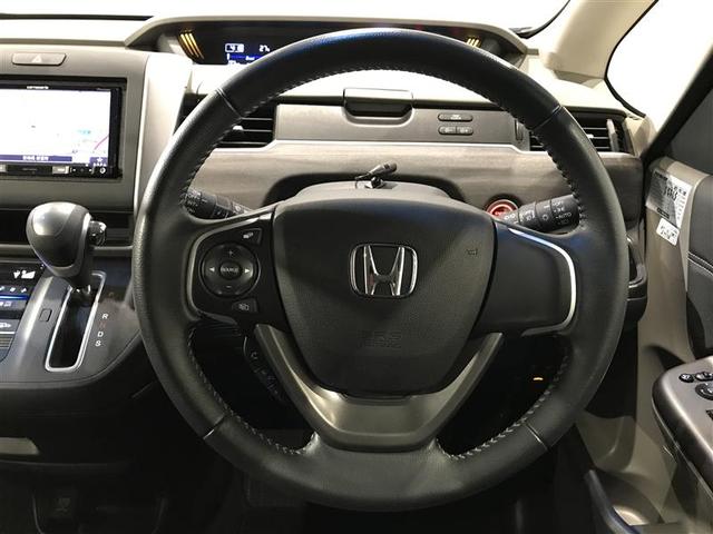 フリード＋ Ｇ　ＡＷ　ウォークスルー　メモリーナビ　盗難防止装置　アイドリングストップ　ＬＥＤヘッド　Ｒカメ　ＥＳＣ　エアバック　ＥＴＣ車載器　パワーウインドウ　スマートキー　ＡＢＳ　フルオートエアコン　Ｗエアバッグ（7枚目）