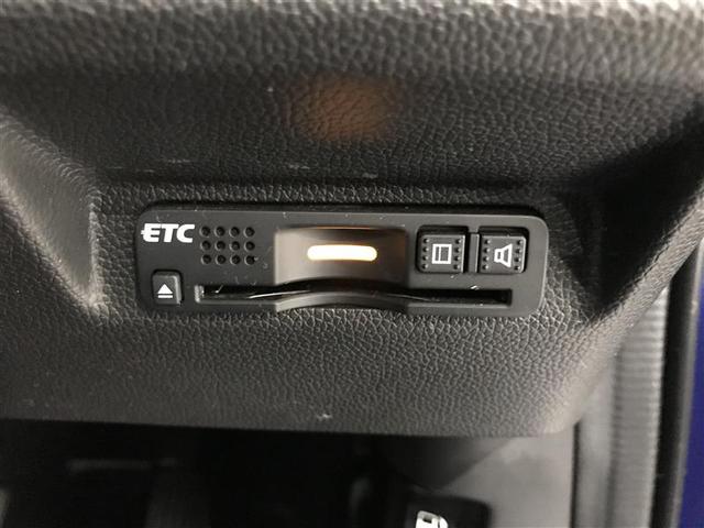 フリード＋ Ｇ　ＡＷ　ウォークスルー　メモリーナビ　盗難防止装置　アイドリングストップ　ＬＥＤヘッド　Ｒカメ　ＥＳＣ　エアバック　ＥＴＣ車載器　パワーウインドウ　スマートキー　ＡＢＳ　フルオートエアコン　Ｗエアバッグ（10枚目）