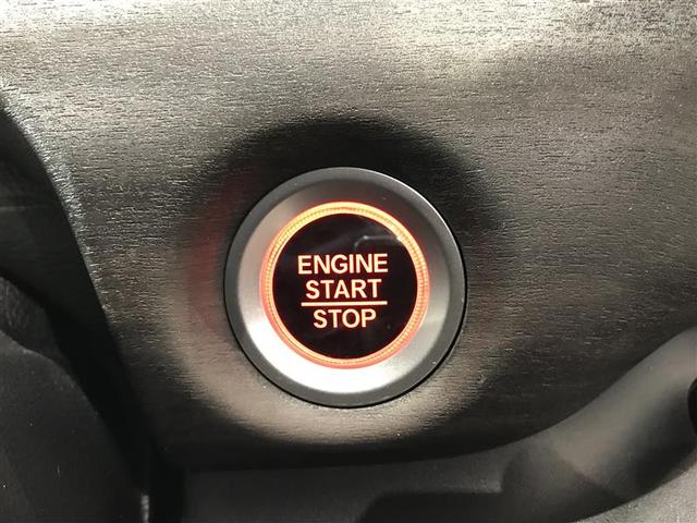 フリード＋ Ｇ　ＡＷ　ウォークスルー　メモリーナビ　盗難防止装置　アイドリングストップ　ＬＥＤヘッド　Ｒカメ　ＥＳＣ　エアバック　ＥＴＣ車載器　パワーウインドウ　スマートキー　ＡＢＳ　フルオートエアコン　Ｗエアバッグ（11枚目）