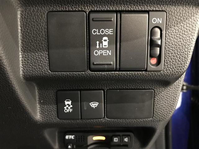 フリード＋ Ｇ　ＡＷ　ウォークスルー　メモリーナビ　盗難防止装置　アイドリングストップ　ＬＥＤヘッド　Ｒカメ　ＥＳＣ　エアバック　ＥＴＣ車載器　パワーウインドウ　スマートキー　ＡＢＳ　フルオートエアコン　Ｗエアバッグ（14枚目）