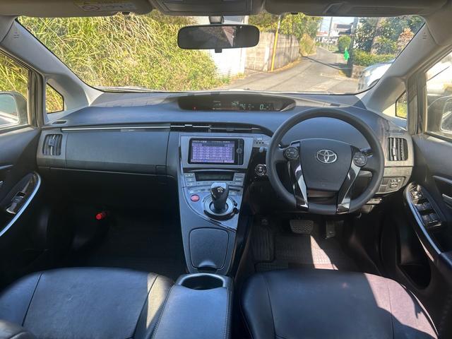 プリウス Sマイコーデ ETC バックカメラ ナビ TV エアロ アルミホイール オートライト HID CVT スマートキー アイドリングストップ 電動格納ミラー 盗難防止システム CD DVD再生 衝突安全ボディ(2枚目)