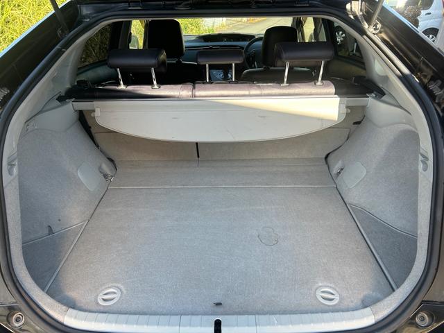 プリウス Sマイコーデ ETC バックカメラ ナビ TV エアロ アルミホイール オートライト HID CVT スマートキー アイドリングストップ 電動格納ミラー 盗難防止システム CD DVD再生 衝突安全ボディ(19枚目)