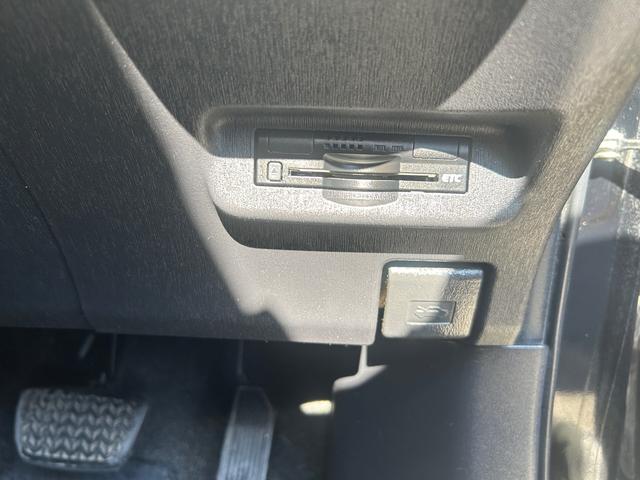 プリウス Sマイコーデ ETC バックカメラ ナビ TV エアロ アルミホイール オートライト HID CVT スマートキー アイドリングストップ 電動格納ミラー 盗難防止システム CD DVD再生 衝突安全ボディ(44枚目)