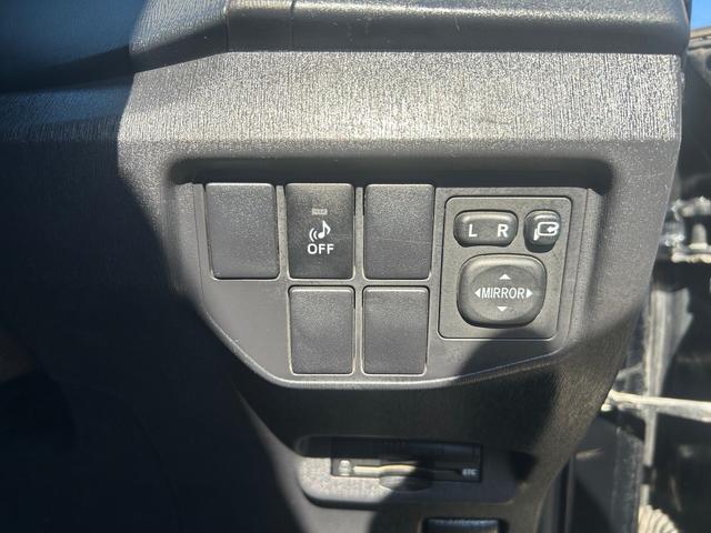 プリウス Sマイコーデ ETC バックカメラ ナビ TV エアロ アルミホイール オートライト HID CVT スマートキー アイドリングストップ 電動格納ミラー 盗難防止システム CD DVD再生 衝突安全ボディ(56枚目)