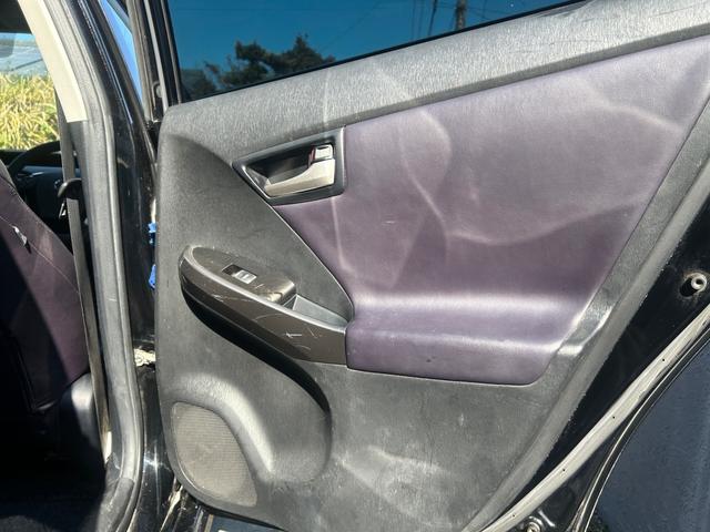 プリウス Sマイコーデ ETC バックカメラ ナビ TV エアロ アルミホイール オートライト HID CVT スマートキー アイドリングストップ 電動格納ミラー 盗難防止システム CD DVD再生 衝突安全ボディ(57枚目)