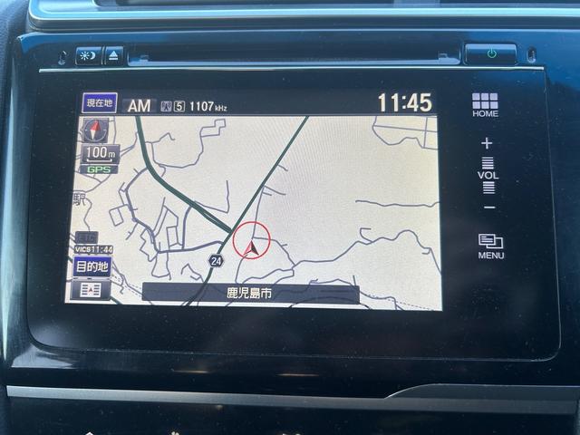 フィットハイブリッド Ｌパッケージ　ハイブリッド　ドライブレコーダー　ＥＴＣ　バックカメラ　ナビ　ＴＶ　エアロ　オートクルーズコントロール　オートライト　ＬＥＤヘッドランプ　スマートキー　電動格納ミラー　ＡＴ　盗難防止システム（5枚目）