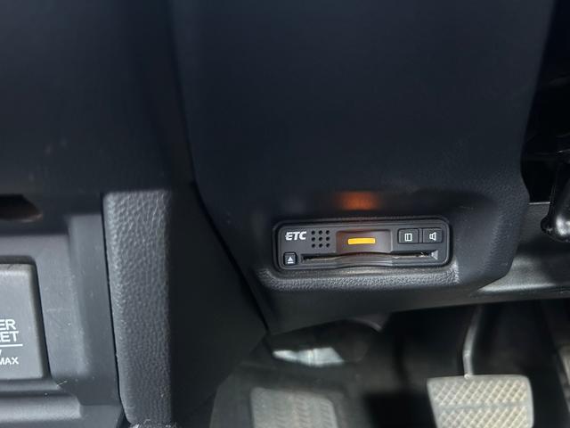 フィットハイブリッド Ｌパッケージ　ハイブリッド　ドライブレコーダー　ＥＴＣ　バックカメラ　ナビ　ＴＶ　エアロ　オートクルーズコントロール　オートライト　ＬＥＤヘッドランプ　スマートキー　電動格納ミラー　ＡＴ　盗難防止システム（8枚目）