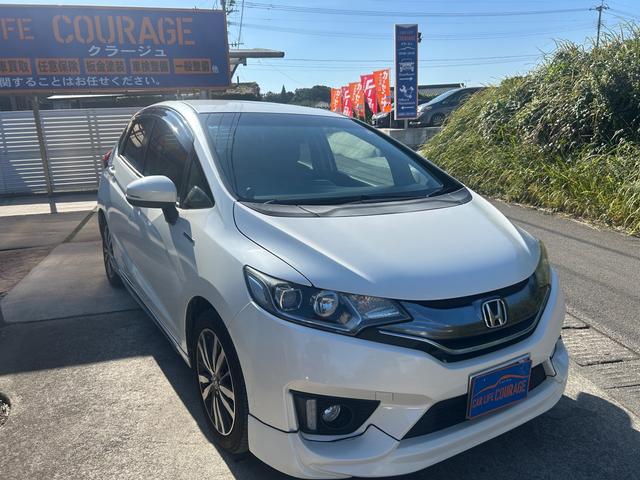 フィットハイブリッド Ｌパッケージ　ハイブリッド　ドライブレコーダー　ＥＴＣ　バックカメラ　ナビ　ＴＶ　エアロ　オートクルーズコントロール　オートライト　ＬＥＤヘッドランプ　スマートキー　電動格納ミラー　ＡＴ　盗難防止システム（14枚目）