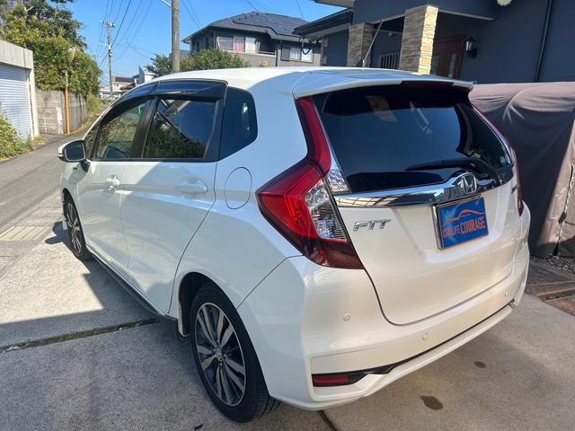 フィットハイブリッド Ｌパッケージ　ハイブリッド　ドライブレコーダー　ＥＴＣ　バックカメラ　ナビ　ＴＶ　エアロ　オートクルーズコントロール　オートライト　ＬＥＤヘッドランプ　スマートキー　電動格納ミラー　ＡＴ　盗難防止システム（15枚目）