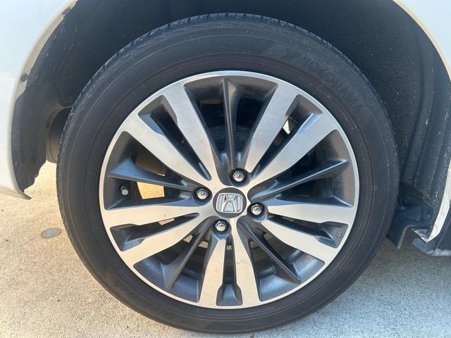 フィットハイブリッド Ｌパッケージ　ハイブリッド　ドライブレコーダー　ＥＴＣ　バックカメラ　ナビ　ＴＶ　エアロ　オートクルーズコントロール　オートライト　ＬＥＤヘッドランプ　スマートキー　電動格納ミラー　ＡＴ　盗難防止システム（22枚目）