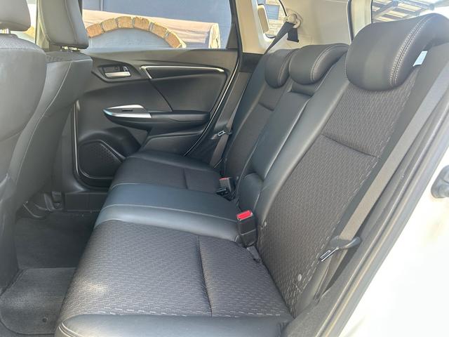 フィットハイブリッド Ｌパッケージ　ハイブリッド　ドライブレコーダー　ＥＴＣ　バックカメラ　ナビ　ＴＶ　エアロ　オートクルーズコントロール　オートライト　ＬＥＤヘッドランプ　スマートキー　電動格納ミラー　ＡＴ　盗難防止システム（33枚目）