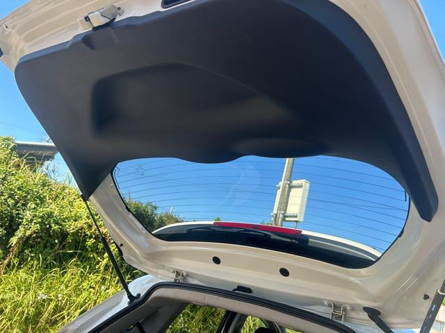 フィットハイブリッド Ｌパッケージ　ハイブリッド　ドライブレコーダー　ＥＴＣ　バックカメラ　ナビ　ＴＶ　エアロ　オートクルーズコントロール　オートライト　ＬＥＤヘッドランプ　スマートキー　電動格納ミラー　ＡＴ　盗難防止システム（62枚目）