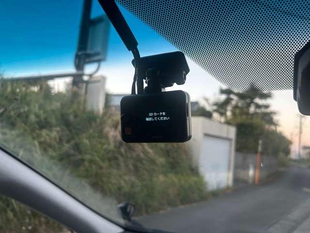 アルファード ２．５Ｓ　Ｃパッケージ　ワンオーナー　禁煙車　ドライブレコーダー　バックカメラ　ナビ　ＴＶ　クリアランスソナー　アダプティブクルーズコントロール　レーンアシスト　衝突被害軽減システム　両側電動スライドドア（6枚目）