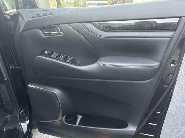 アルファード ２．５Ｓ　Ｃパッケージ　ワンオーナー　禁煙車　ドライブレコーダー　バックカメラ　ナビ　ＴＶ　クリアランスソナー　アダプティブクルーズコントロール　レーンアシスト　衝突被害軽減システム　両側電動スライドドア（43枚目）