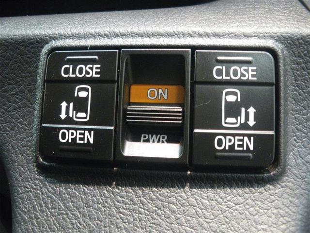 シエンタ ハイブリッド ファンベースG ・5人乗 衝突回避支援TSS 純正9インチナビ/フルセグTV パノラミックビュー ETC ドラレコ前後 ステアリングヒーター シートヒーター LEDヘッドランプ LEDフロントフォグランプ ワンオーナ(18枚目)