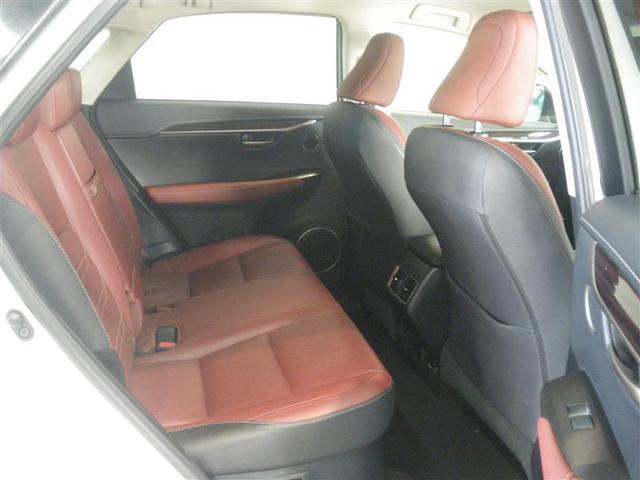 NX NX200t バージョンL ・本革シート HUD BSM LDA PVM クリアランスソナー ステアリングヒーター 純正18AW 100W電源 ETC アイドリングストップ パワーバックドア カードキー ロングラン保証付(15枚目)