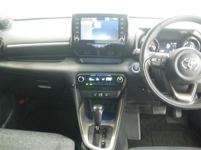 ヤリス Z ・衝突回避支援TSS ICS 8インチDA/フルセグTV BSM ドラレコ前後 ETC バックモニター 前席シートヒーター LEDヘッドランプ クリアランスソナー 充電用USB ロングラン保証付(12枚目)