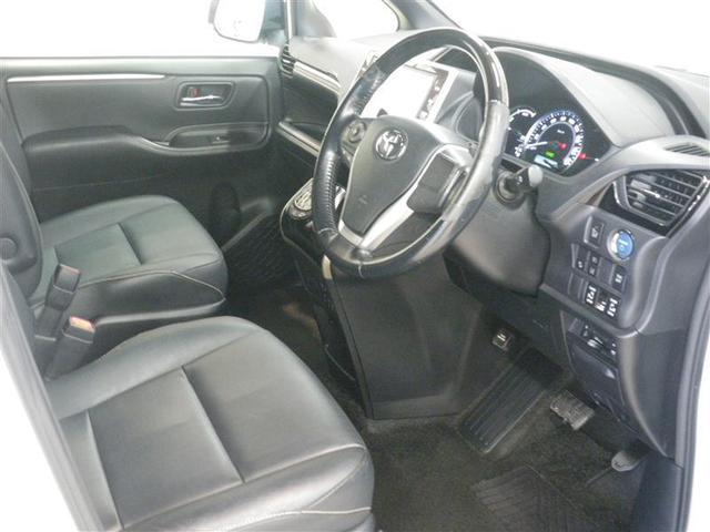 エスクァイア ハイブリッドGi ブラックテーラード ・衝突回避支援TSSC 純正10インチナビ/フルセグTV ETC バックモニター シートヒーター 合成皮革シート LEDヘッドランプ LEDフロントフォグランプ 15AW リアエアコン ワンオーナー車(12枚目)