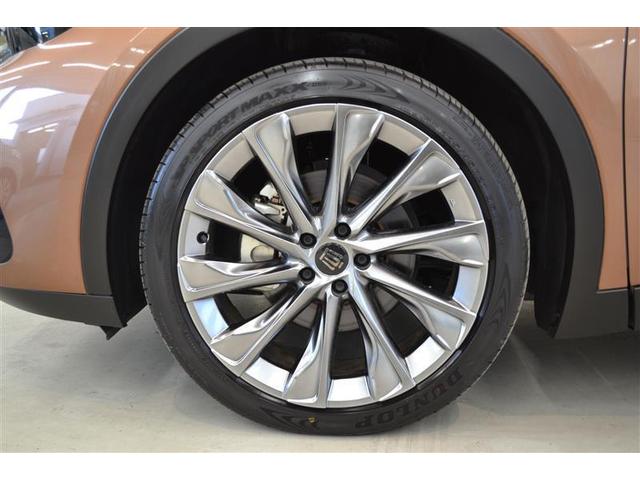 クラウンクロスオーバー Ｇアドバンスド・レザーパッケージ　衝突回避支援ＴＳＳ　ＰＫＳＢ　ＢＳＭ　ＨＵＤ　ＰＶＭ　ドラレコ前後　デジタルインナーミラー　本革　１５００Ｗ電源　ＥＴＣ２．０　おくだけ充電　パワートランクリッド　ワンオーナー　中古車ハイブリッド保証（4枚目）