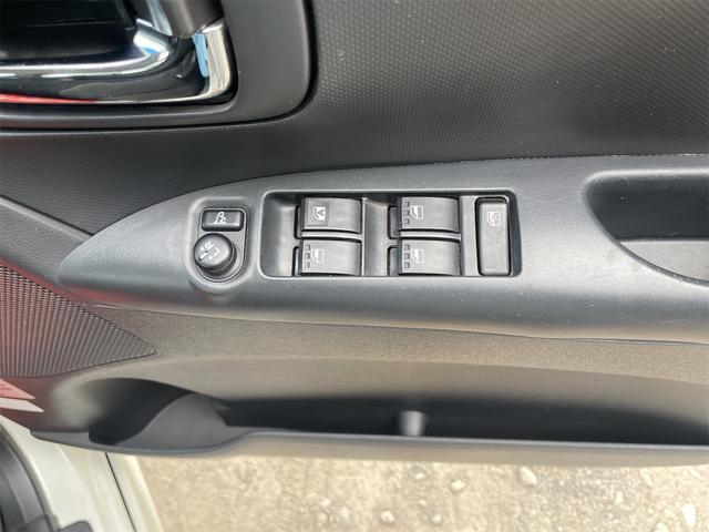 タント  電動スライドドア TV スマートキー アイドリングストップ 電動格納ミラー CVT アルミホイール エアコン パワーステアリング パワーウィンドウ(7枚目)