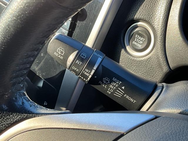 ハイウェイスター X バックカメラ ナビ TV HID スマートキー アイドリングストップ ベンチシート CVT 盗難防止システム ABS CD DVD再生 ミュージックプレイヤー接続可 Bluetooth アルミホイール(7枚目)