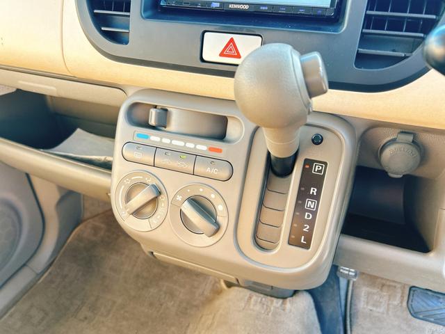 モコ Ｓ　ナビ　ＴＶ　キーレスエントリー　電動格納ミラー　ベンチシート　ＡＴ　盗難防止システム　ＡＢＳ　ＣＤ　ＵＳＢ　衝突安全ボディ　エアコン　パワーステアリング　パワーウィンドウ（5枚目）