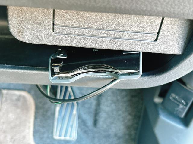 モコ Ｘ　ＥＴＣ　バックカメラ　スマートキー　電動格納ミラー　ベンチシート　ＣＶＴ　盗難防止システム　ＡＢＳ　ＣＤ　ＵＳＢ　衝突安全ボディ　エアコン　パワーステアリング（8枚目）