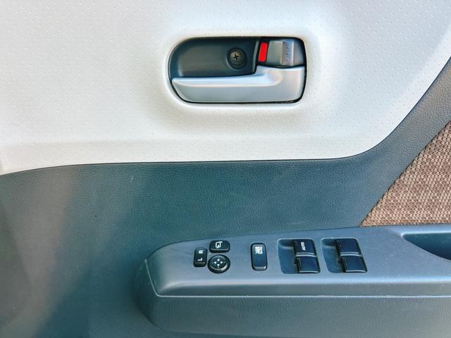 モコ Ｘ　ＥＴＣ　バックカメラ　スマートキー　電動格納ミラー　ベンチシート　ＣＶＴ　盗難防止システム　ＡＢＳ　ＣＤ　ＵＳＢ　衝突安全ボディ　エアコン　パワーステアリング（9枚目）
