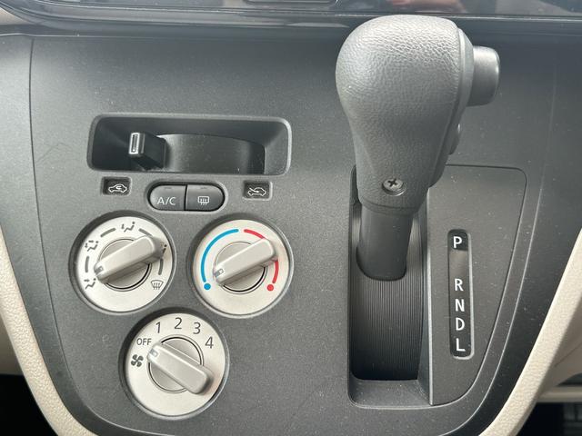 デイズルークス S エマージェンシーブレーキ・レス 保証12ヵ月・走行無制限 4WD 両側スライドドア キーレスエントリー アイドリングストップ 電動格納ミラー シートヒーター ベンチシート CVT ABS ESC CD ミュージックプレイヤー接続可(6枚目)