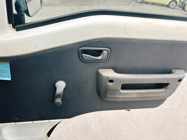 この度は当店のお車をご覧になっていただき、誠にありがとうございます。ぜひじっくりとご検討下さい。気軽にお問合せ・お見積りお待ちしております。