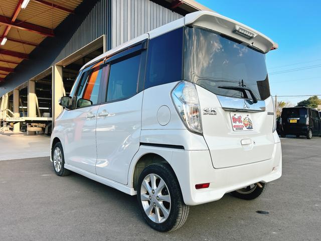 eKスペースカスタム カスタムG 保証12ヵ月・走行無制限 ETC バックカメラ 両側スライド・片側電動 TV HID スマートキー アイドリングストップ ベンチシート CVT 盗難防止システム ABS ESC CD USB(17枚目)