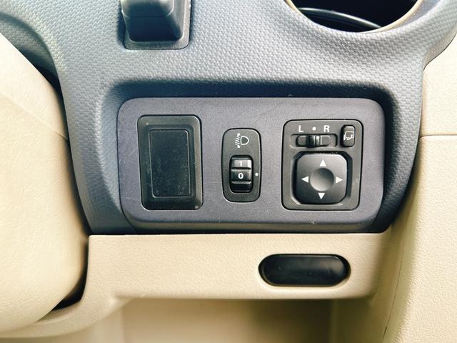 eKワゴン M 電動格納ミラー ベンチシート AT 盗難防止システム ABS CD USB アルミホイール 衝突安全ボディ エアコン パワーステアリング パワーウィンドウ(6枚目)