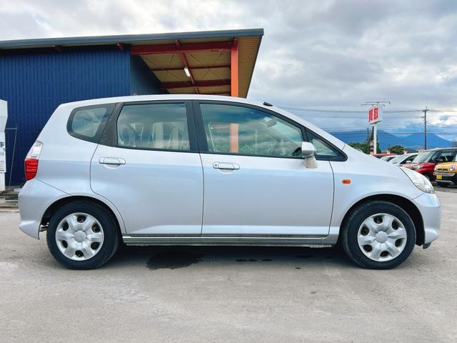 フィット 1.3A ETC キーレスエントリー CVT 衝突安全ボディ ABS CD エアコン パワーステアリング パワーウィンドウ(14枚目)