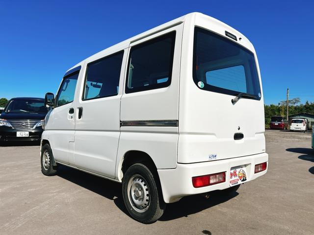 ミニキャブバン ＣＤ　ＡＴ　両側スライドドア　キーレスエントリー　ＡＢＳ　エアコン　運転席エアバッグ　助手席エアバッグ　ＬＰＧ車（16枚目）