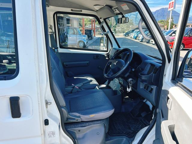 ミニキャブバン ＣＤ　ＡＴ　両側スライドドア　キーレスエントリー　ＡＢＳ　エアコン　運転席エアバッグ　助手席エアバッグ　ＬＰＧ車（23枚目）