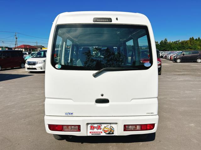 ミニキャブバン ＣＤ　ＡＴ　両側スライドドア　キーレスエントリー　ＡＢＳ　エアコン　運転席エアバッグ　助手席エアバッグ　ＬＰＧ車（24枚目）