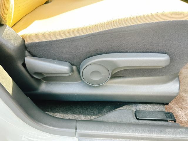 アルトラパン G スマートキー ベンチシート CVT 盗難防止システム ABS CD 衝突安全ボディ エアコン パワーステアリング パワーウィンドウ(21枚目)