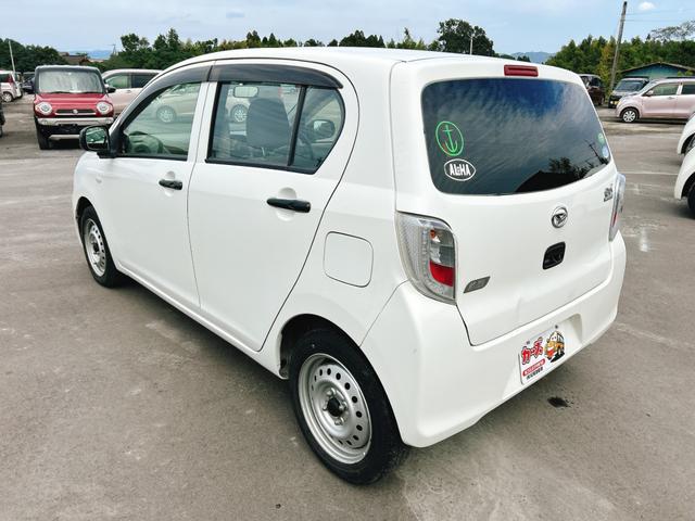 ミライース Ｄ　保証１２ヵ月・走行無制限　アイドリングストップ　ＣＶＴ　ＡＢＳ　ＣＤ　ミュージックプレイヤー接続可　衝突安全ボディ　エアコン　パワーステアリング　パワーウィンドウ（17枚目）