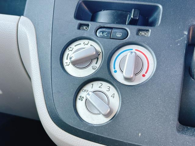 デイズルークス Ｓ　保証１２ヵ月・走行無制限　両側スライドドア　キーレスエントリー　ベンチシート　ＣＶＴ　ＡＢＳ　ＣＤ　衝突安全ボディ　エアコン　パワーステアリング　パワーウィンドウ（4枚目）