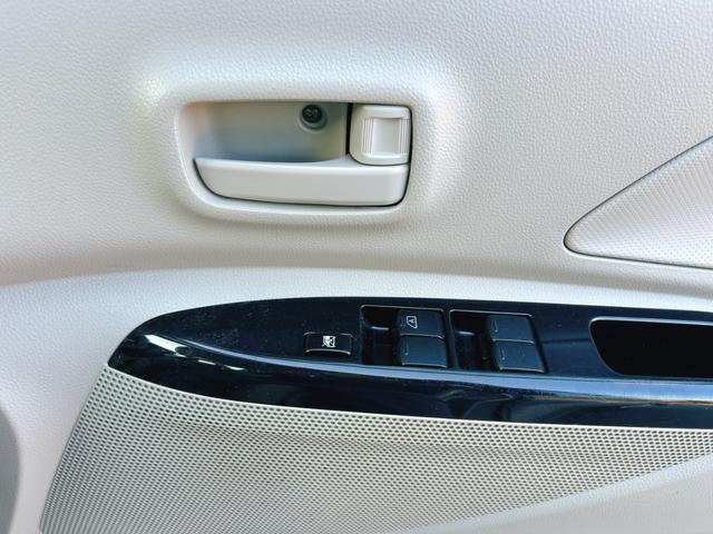 デイズルークス Ｓ　保証１２ヵ月・走行無制限　両側スライドドア　キーレスエントリー　ベンチシート　ＣＶＴ　ＡＢＳ　ＣＤ　衝突安全ボディ　エアコン　パワーステアリング　パワーウィンドウ（6枚目）